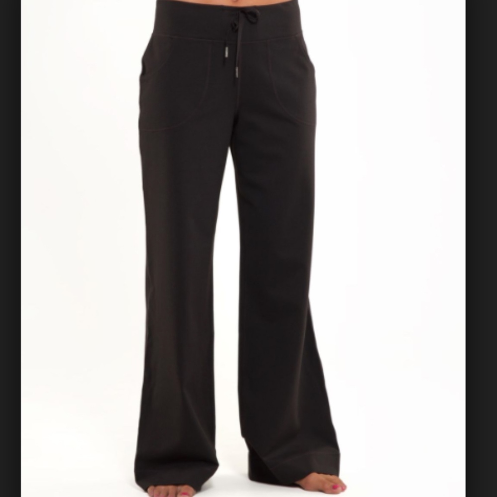 Lululemon Still Pant - 6